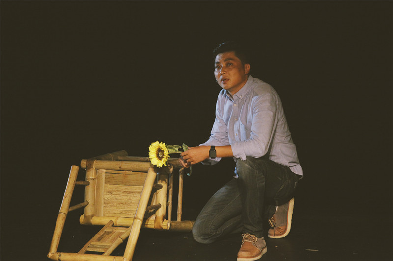 《至少还有我》剧照 15.jpg